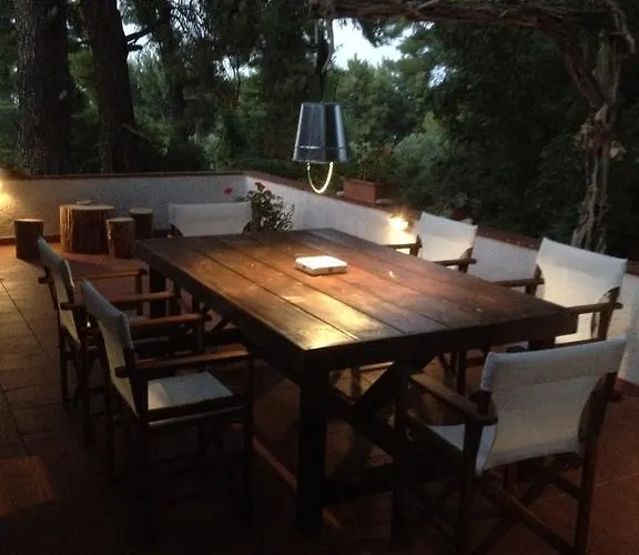 Wild Oaks Hébergement de vacances Kriopigi