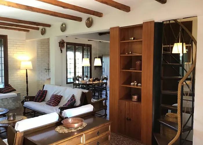 Wild Oaks Holiday home